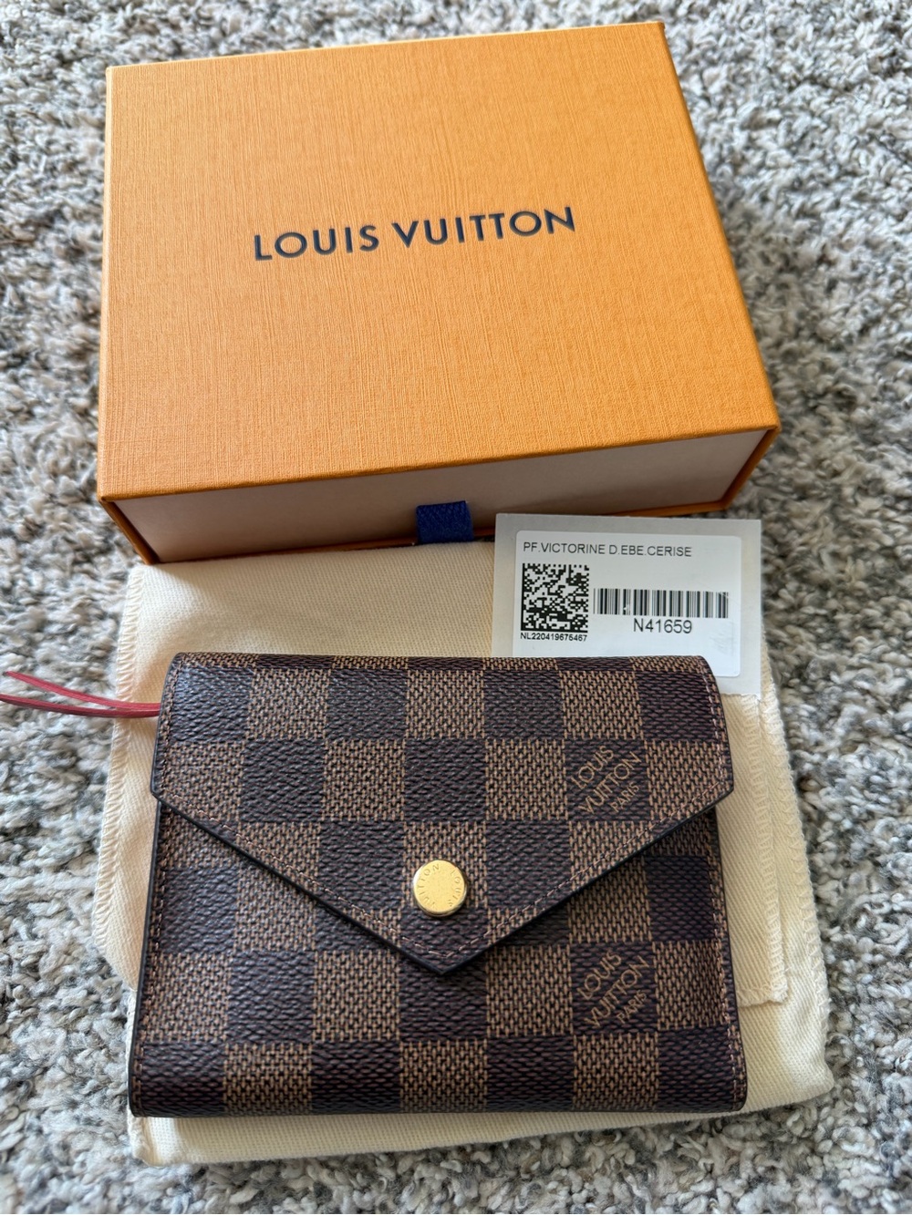 Louis Vuitton Damier Ebene Victorine Wallet